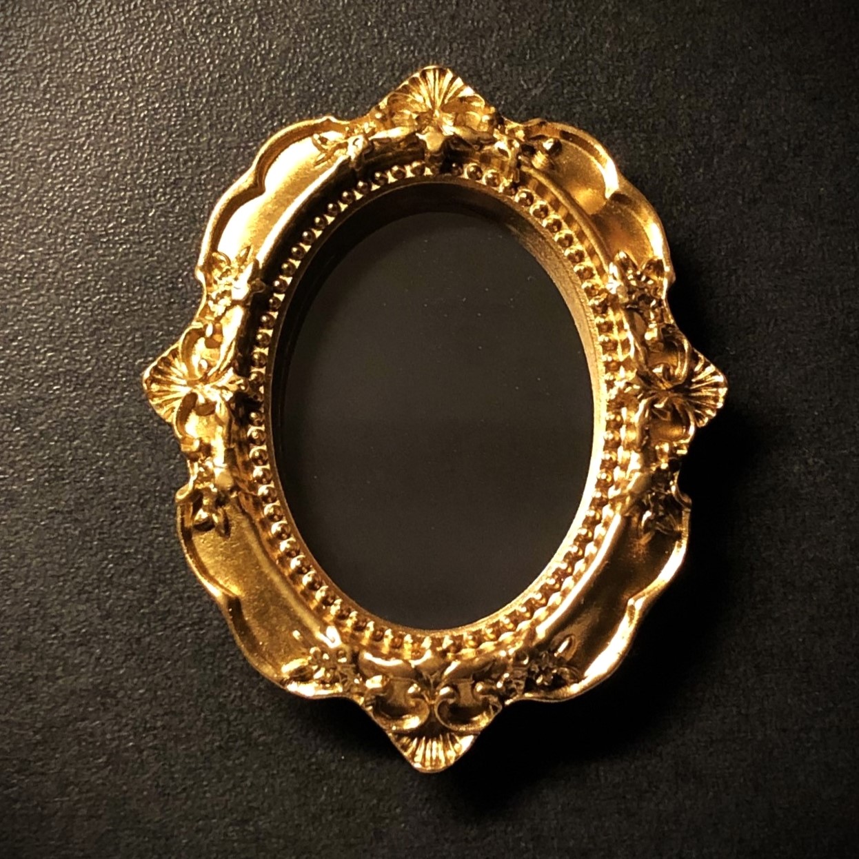 Klassisk Oval spegel